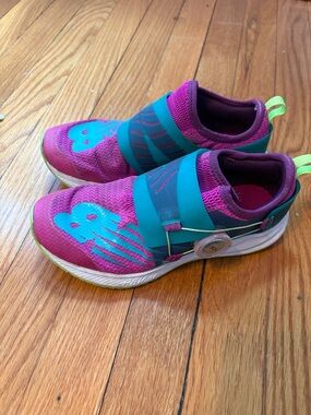 Kids Athletic Slip-On Sneakers Magenta pink Teal new balance boa twist girls 2.5